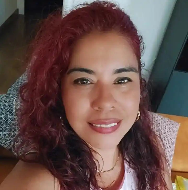 <em>Ana Rojas</em>